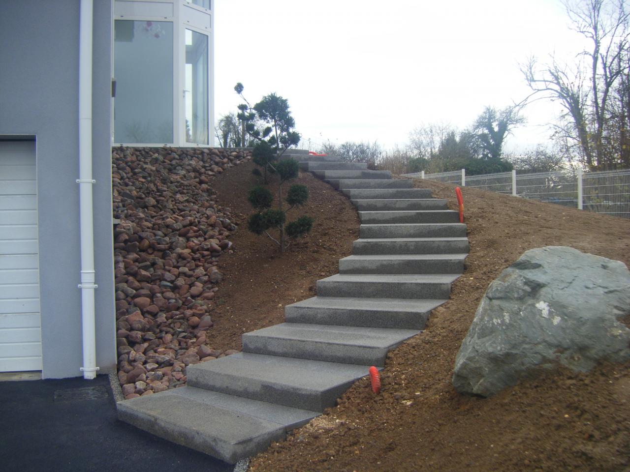 Création d'escalier en béton dans les Landes